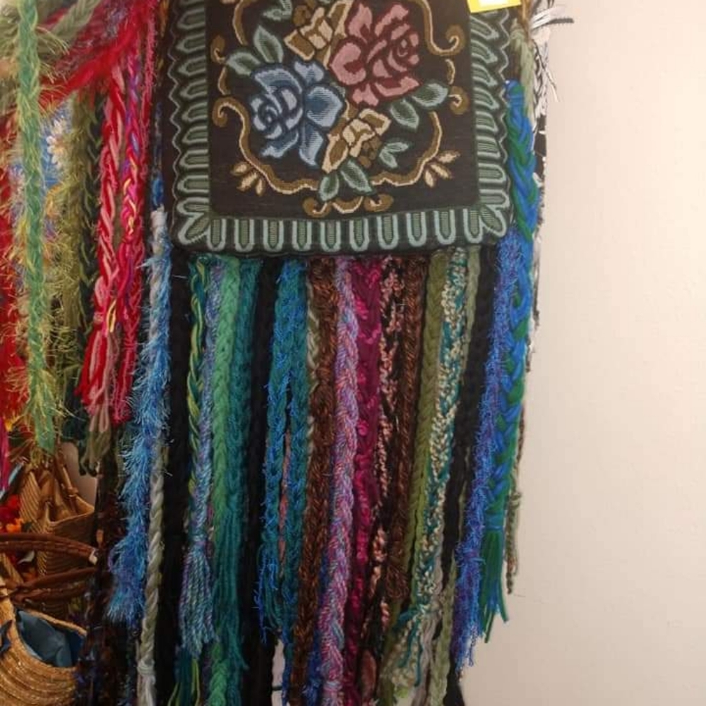Ladies Purses - Picture 10 of 16